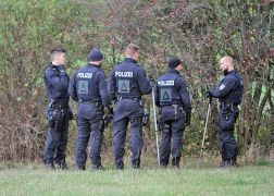 Nach Tiertoetung Bei Jena Großeinsatz Der Polizei 003